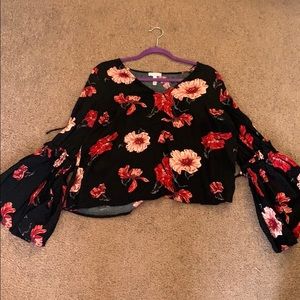 Shirt with bell sleeves